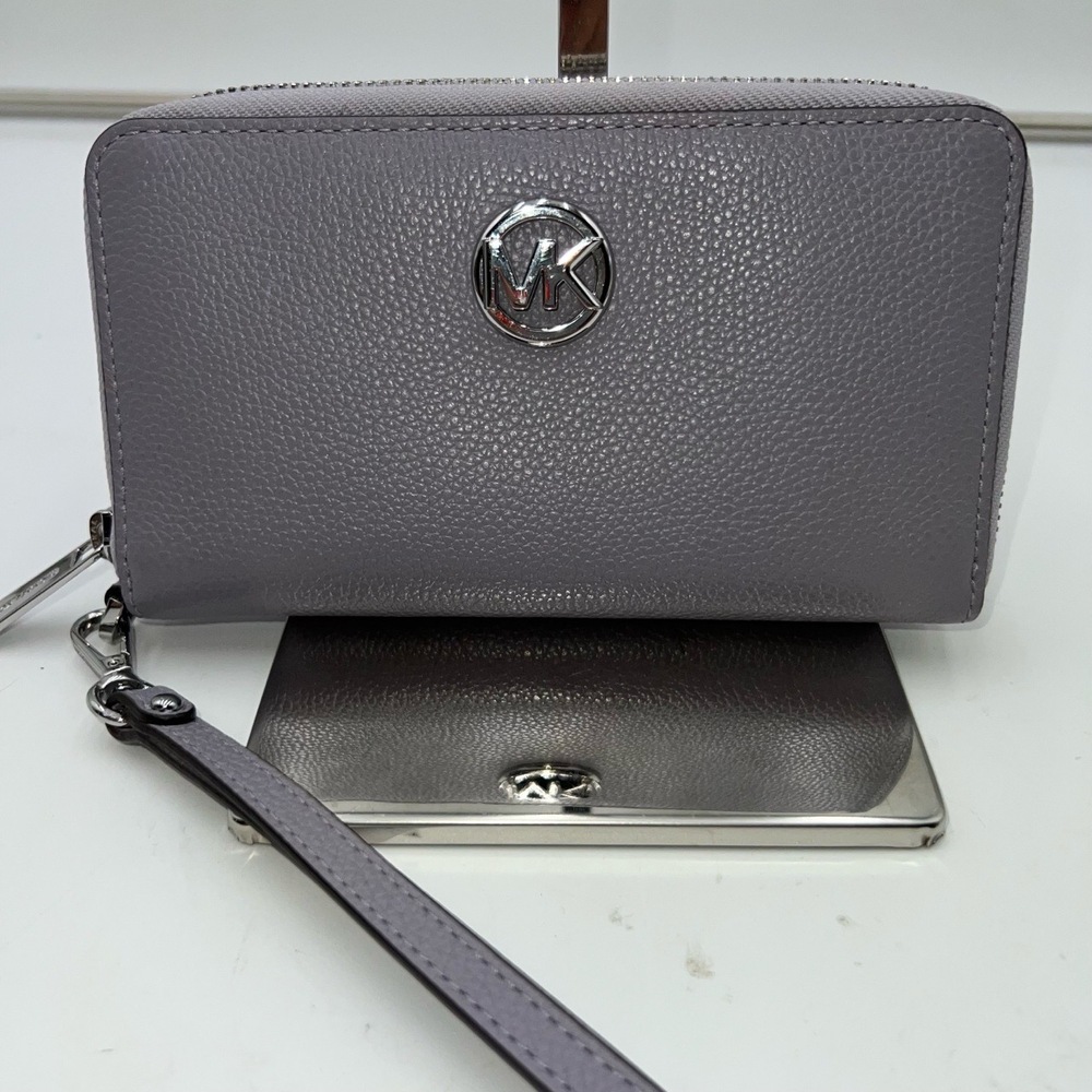 Michael Kors Pebbled Leather Lavender Phone Holder Wristlet